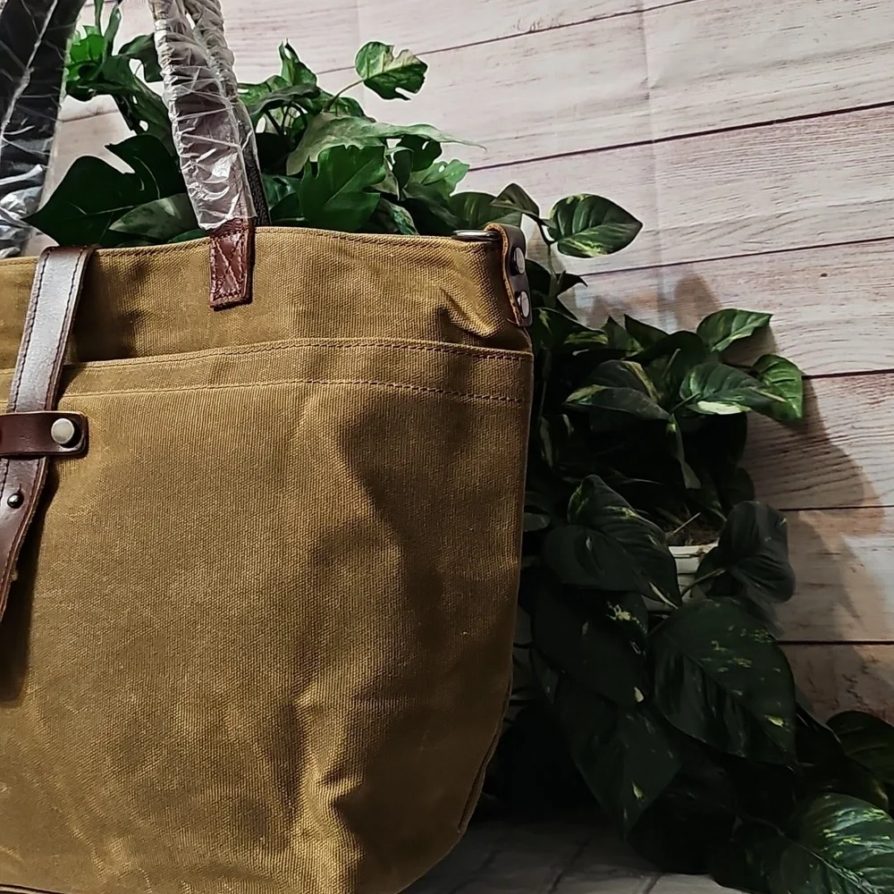 Oiled Canvas Tote/Crossbody Bag In Spice NWOT